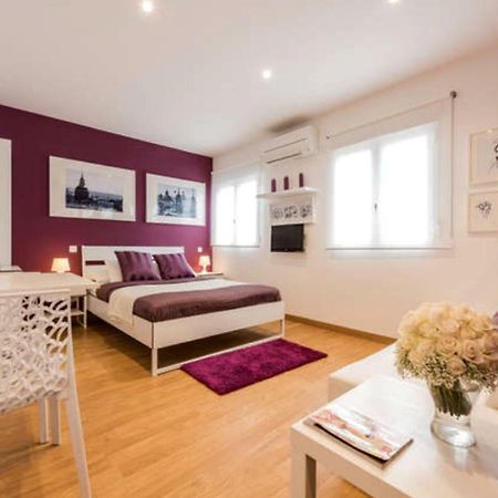 Apartamento en Calle Jardines - Madrid Centro Esterno foto