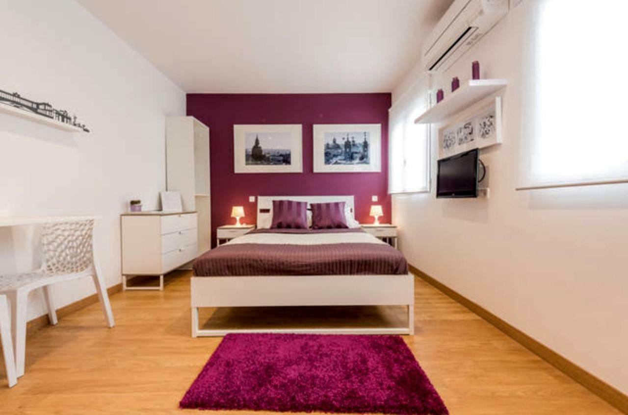 Apartamento en Calle Jardines - Madrid Centro Esterno foto