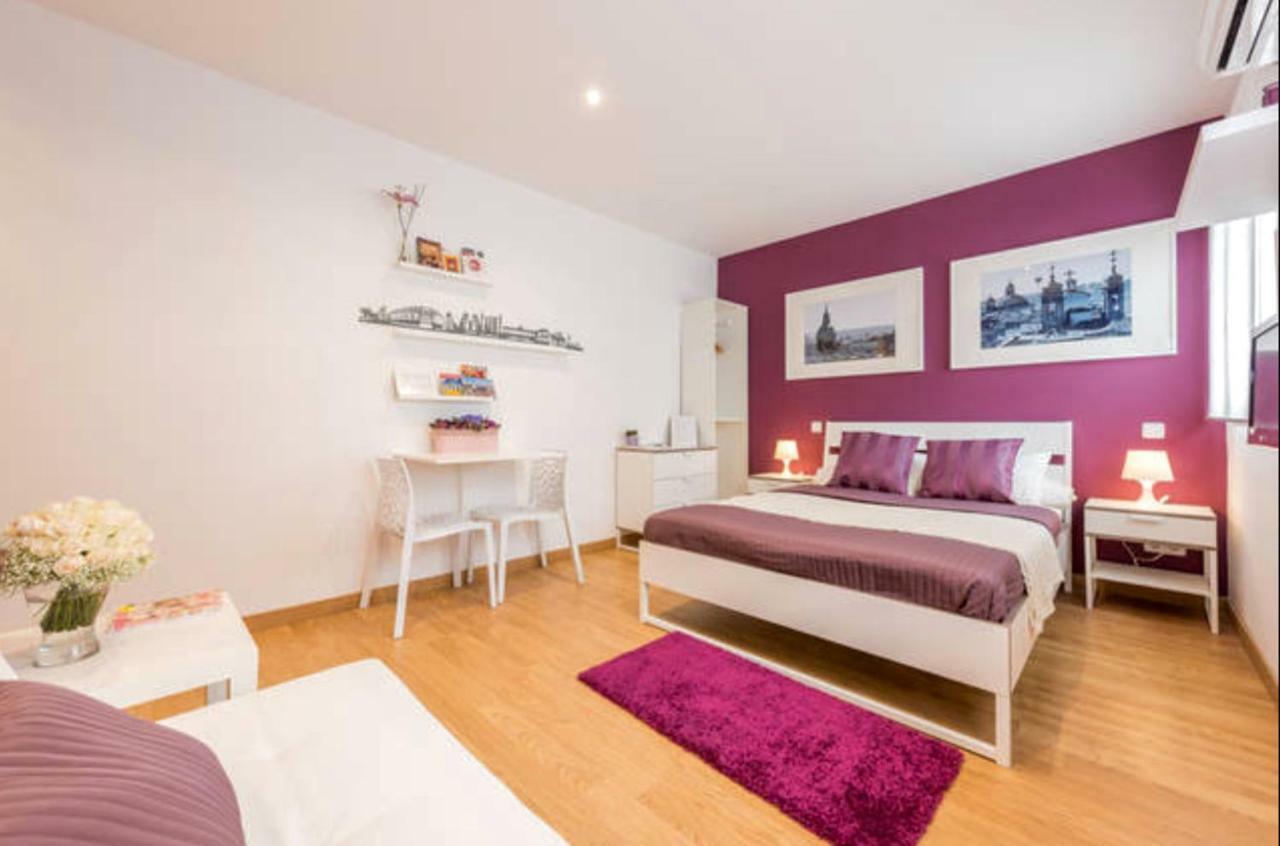 Apartamento en Calle Jardines - Madrid Centro Esterno foto